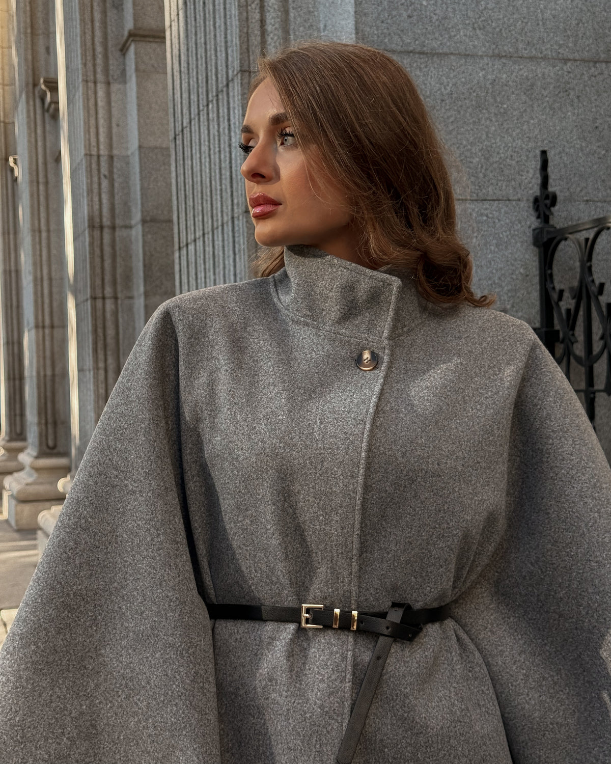 Capa Elysee Gris